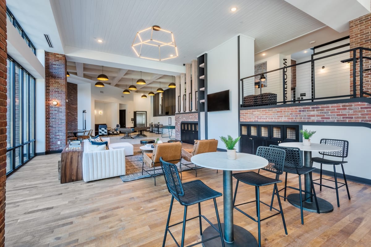 Luxury Apartment for Rent in Charlotte, NC The Livano Tryon